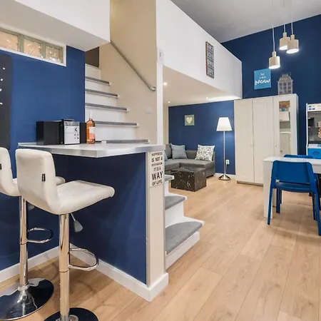 Happy Home Blue Apartment *